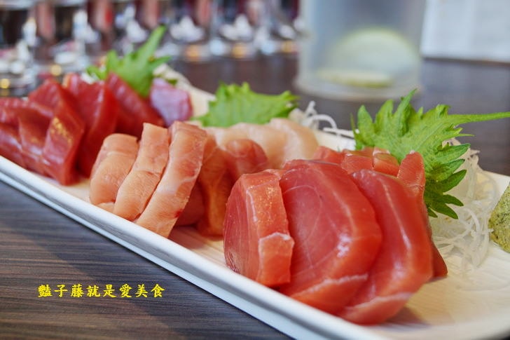 【佳濱成功旗魚專賣店】臺東成功旗魚咖啡.黑潮頂級生魚片配咖啡.甜點檸檬蒟蒻竟是曼波魚皮?豔子藤台東美食地圖