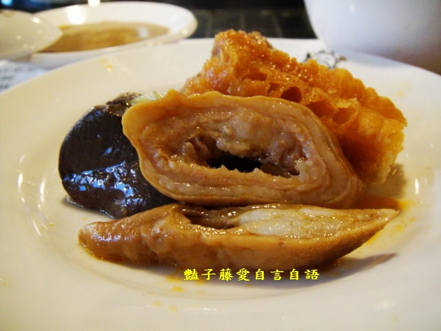 台中鍋物料理＆小蒙牛頂級麻辣養生鍋。杯裝哈根達斯吃到飽【豔子藤就是愛美食】登上聯合新聞網首頁
