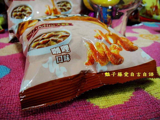 茶點零食＆可樂果mini巧克力BBQ咖哩。好吃零嘴大爆發【豔子藤美食嚐鮮試吃報告】