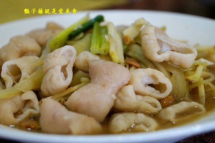 【大祥海鮮屋】台灣美食道地客家菜.台中西屯區美食.客家盆菜很經典.梅干扣肉與魚脯燜豆腐好吃又下飯