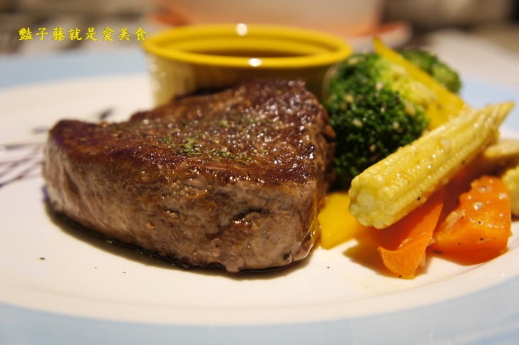 【吉仁牛排館】新竹美食餐廳．美式菲力牛排與義式海鮮焗飯的美味首選．豔子藤美食地圖