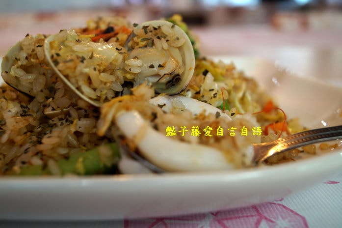熾天使Kitty主題餐廳．一中街商圈紅樓卡哇伊【豔子藤就是愛美食】