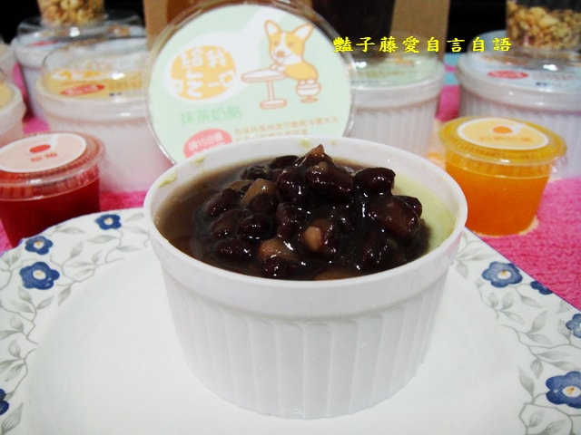 甜食糕點＆給我吃一口。稻香布朗尼+戚風蛋糕+幸福蘋果派+提拉米蘇+綜合奶酪【豔子藤美食嚐鮮試吃報告】