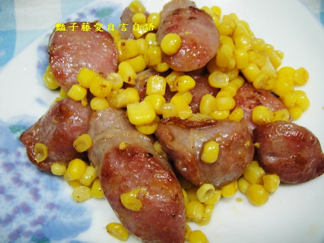 傳統小吃＆統御食品。Ｑ彈美味香腸【豔子藤美食嚐鮮試吃報告】
