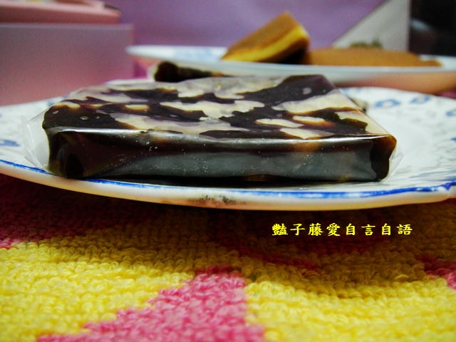甜食糕點＆元祖核棗糕送禮送到心坎裡的春節伴手禮。同場加映哆啦A夢最愛黃金銅鑼燒【豔子藤美食嚐鮮試吃報告】
