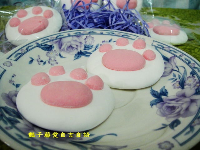 甜食糕點＆杯子物語。可愛粉紅貓掌棉花糖超卡哇伊【豔子藤美食嚐鮮試吃報告】