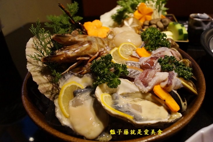 【潮鍋本家鍋物料理】台中市公益路美食.大滿貫海陸鴛鴦鍋.雙味壽喜燒.浪漫火烤兩吃.豔子藤美食地圖