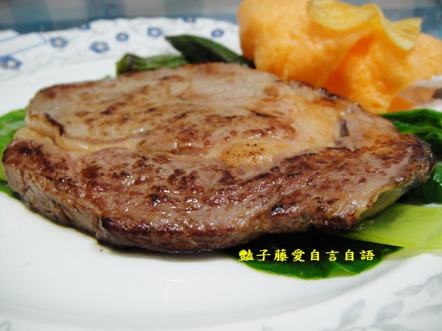 煎烤滷味＆集鮮乾式熟成牛肉的魅力。股神巴菲特的指定午餐【豔子藤美食嚐鮮試吃報告】