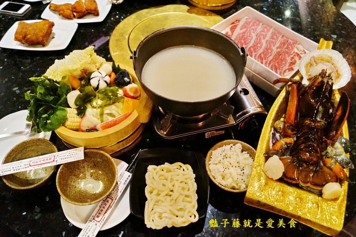 【吳阿水老茶館】台北捷運雙連站老宅美食.特大明蝦生猛海鮮特餐.波士頓龍蝦加價升級頂級和牛海陸套餐