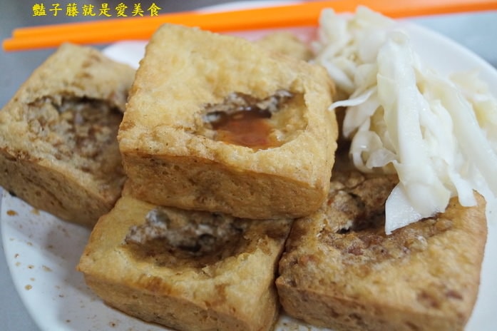 中華夜市美食小吃．潭子臭豆腐．台中在地的滋味【豔子藤就是愛美食】