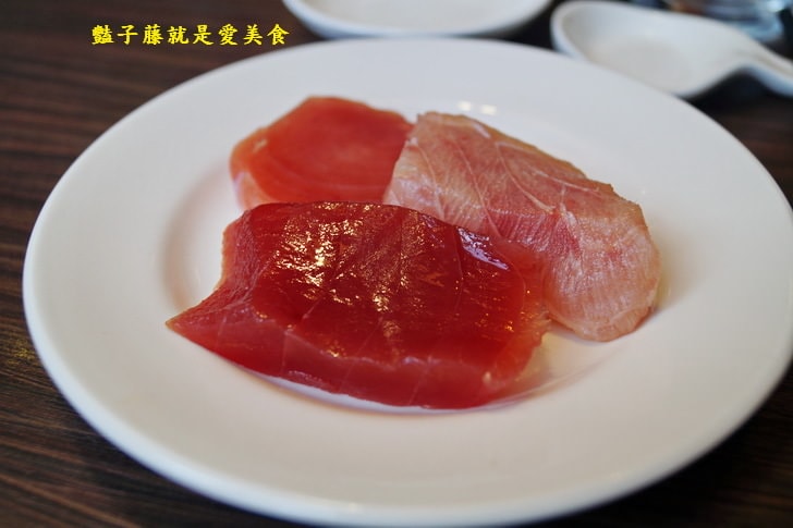【佳濱成功旗魚專賣店】臺東成功旗魚咖啡.黑潮頂級生魚片配咖啡.甜點檸檬蒟蒻竟是曼波魚皮?豔子藤台東美食地圖