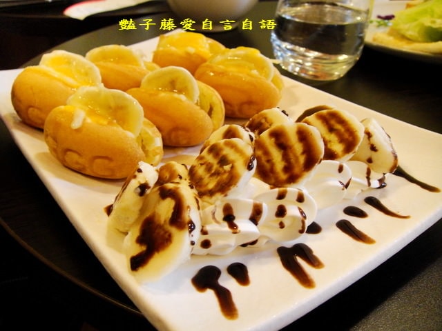 焗烤德式腸雞蛋糕大推．大坡咖啡館【豔子藤就是愛美食】