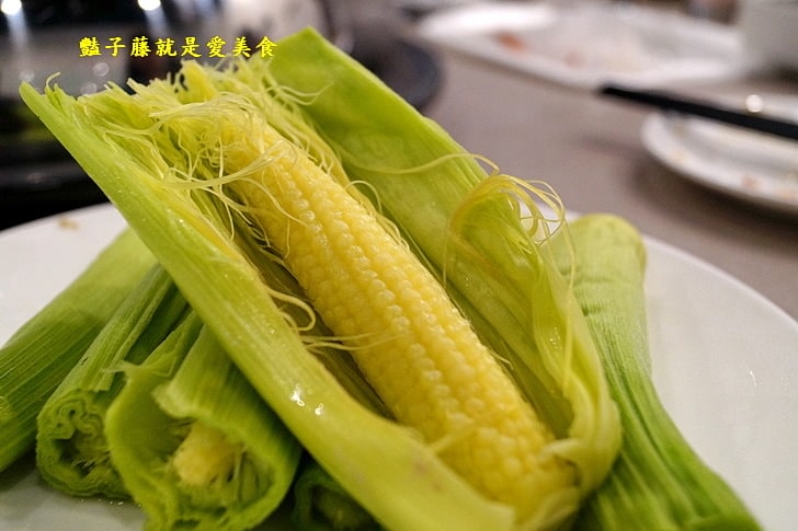 【蒸食在台中美食婚宴會館】台中南屯區海鮮餐廳.原味蒸活海鮮.雙龍蝦與海中王肥豬蝦.粥底依然是精華之所在
