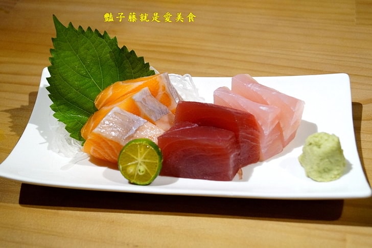 【米上有魚嘉義壽司店】大綜合壽司．天使蝦握壽司．軟殼蟹炸蝦捲創作壽司．嘉義美食好吃日式料理
