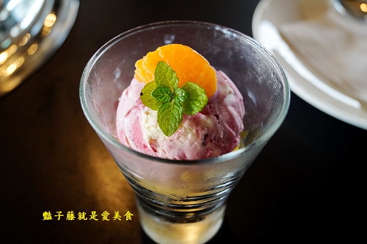【義燒肉】新竹金山街美食.老爸現撈.岳父用心.義式日式創意商業午餐.甜點比利時蜂鳥冰淇淋與阿芋伯遊泰國