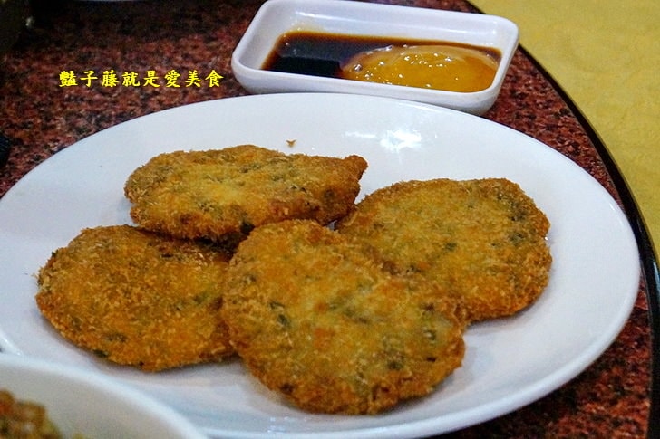 【大祥海鮮屋】台灣美食道地客家菜.台中西屯區美食.客家盆菜很經典.梅干扣肉與魚脯燜豆腐好吃又下飯