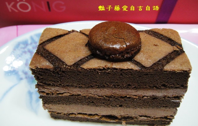 甜食糕點＆金格食品。法式馬卡龍巧克力彌月蛋糕【豔子藤美食嚐鮮試吃報告】