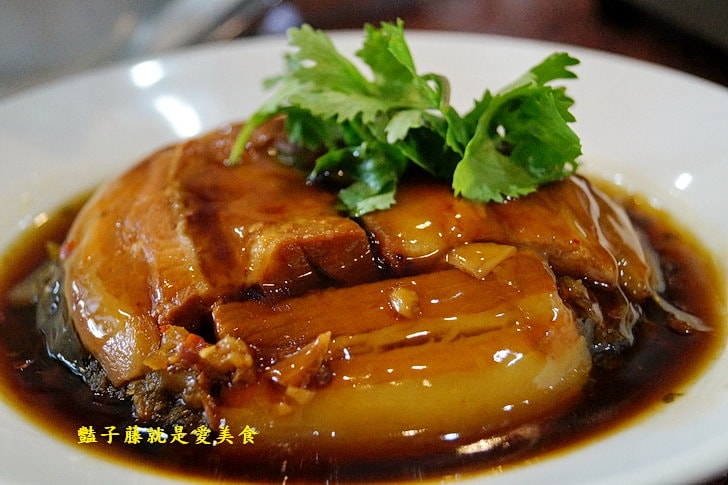 【大祥海鮮屋】台灣美食道地客家菜.台中西屯區美食.客家盆菜很經典.梅干扣肉與魚脯燜豆腐好吃又下飯
