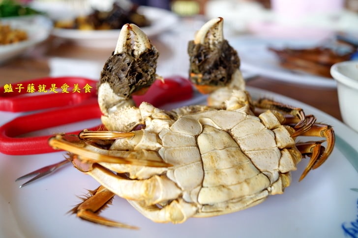 【慶東大閘蟹生態農場】秋蟹肥美.品嚐大閘蟹最佳賞味期.古早味爌肉肥嫩瘦Ｑ農家菜.兔兔天竺鼠可愛動物區
