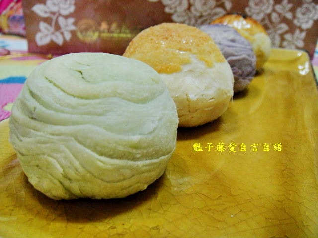 中秋節月餅怎能不吃蛋黃酥．丹尼思烘焙坊【豔子藤就是愛美食】